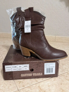 NWT Canyon Trails Brown Slouchy Cowboy Boots Size 11